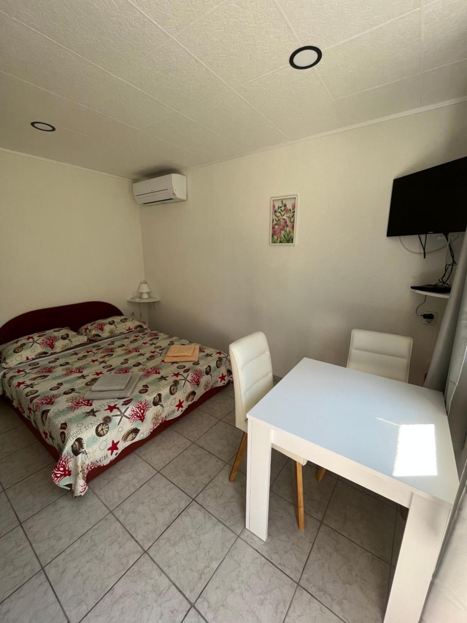 Apartment Eri Primošten Esterno foto